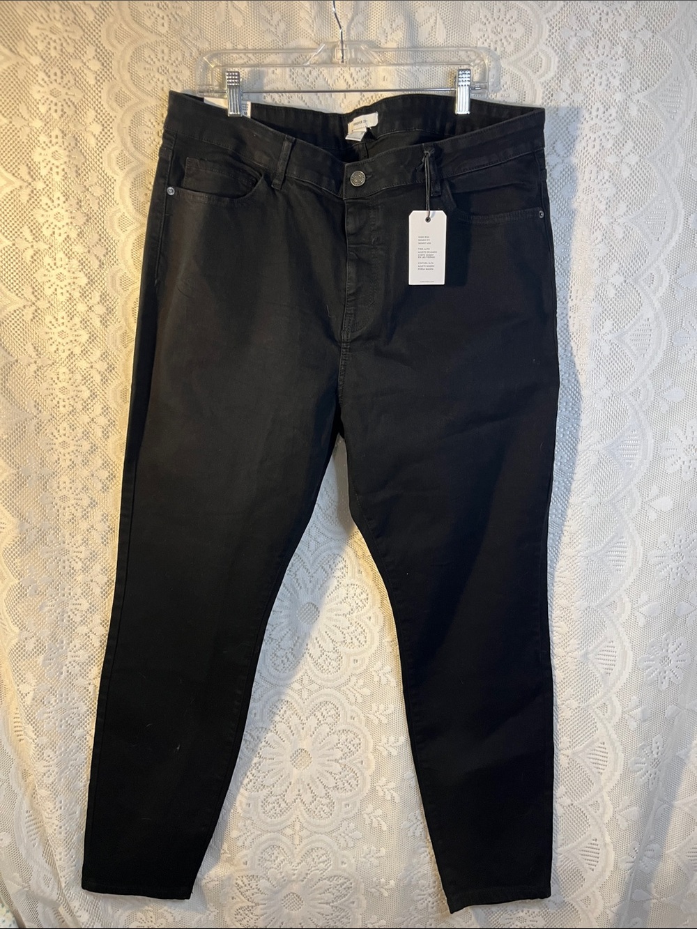 Forever 21 black high rise skinny NWT 12